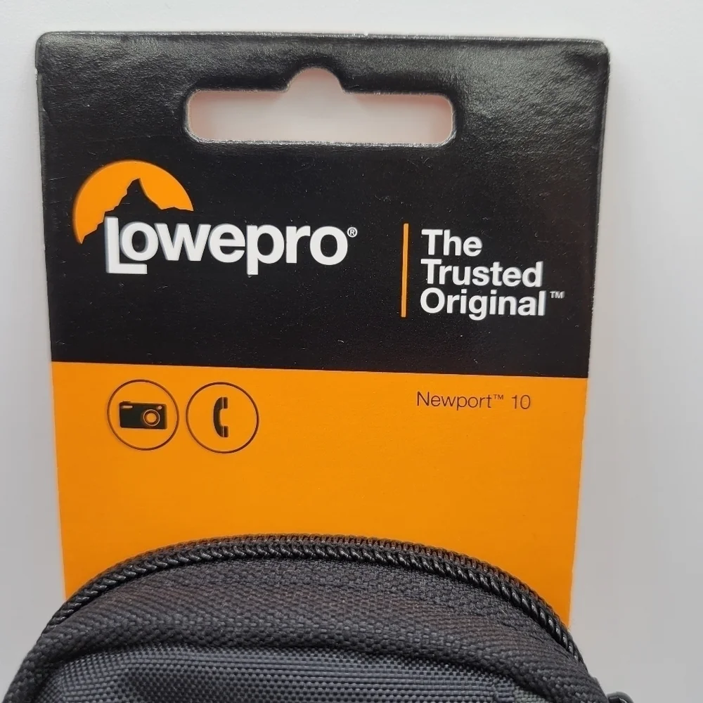 Lowepro Newport 10 Black Camera Case